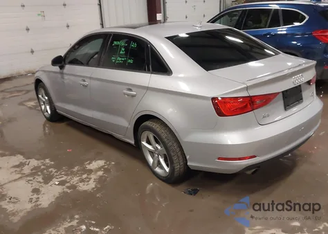 2015 Audi A3 2.0T Premium z USA, uszkodzony, nr VIN WAUBFGFF6F1069612